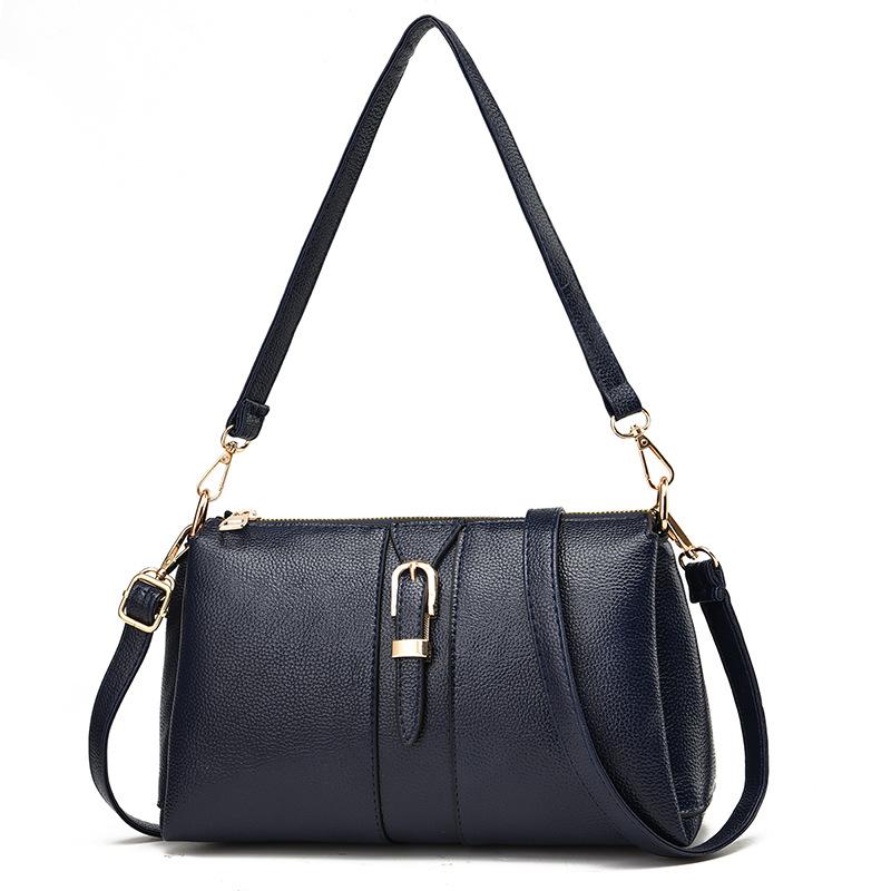 

One-shoulder bag women's 2021 new simple large-capacity fashion 100 one-shoulder sloping bag tide, Black