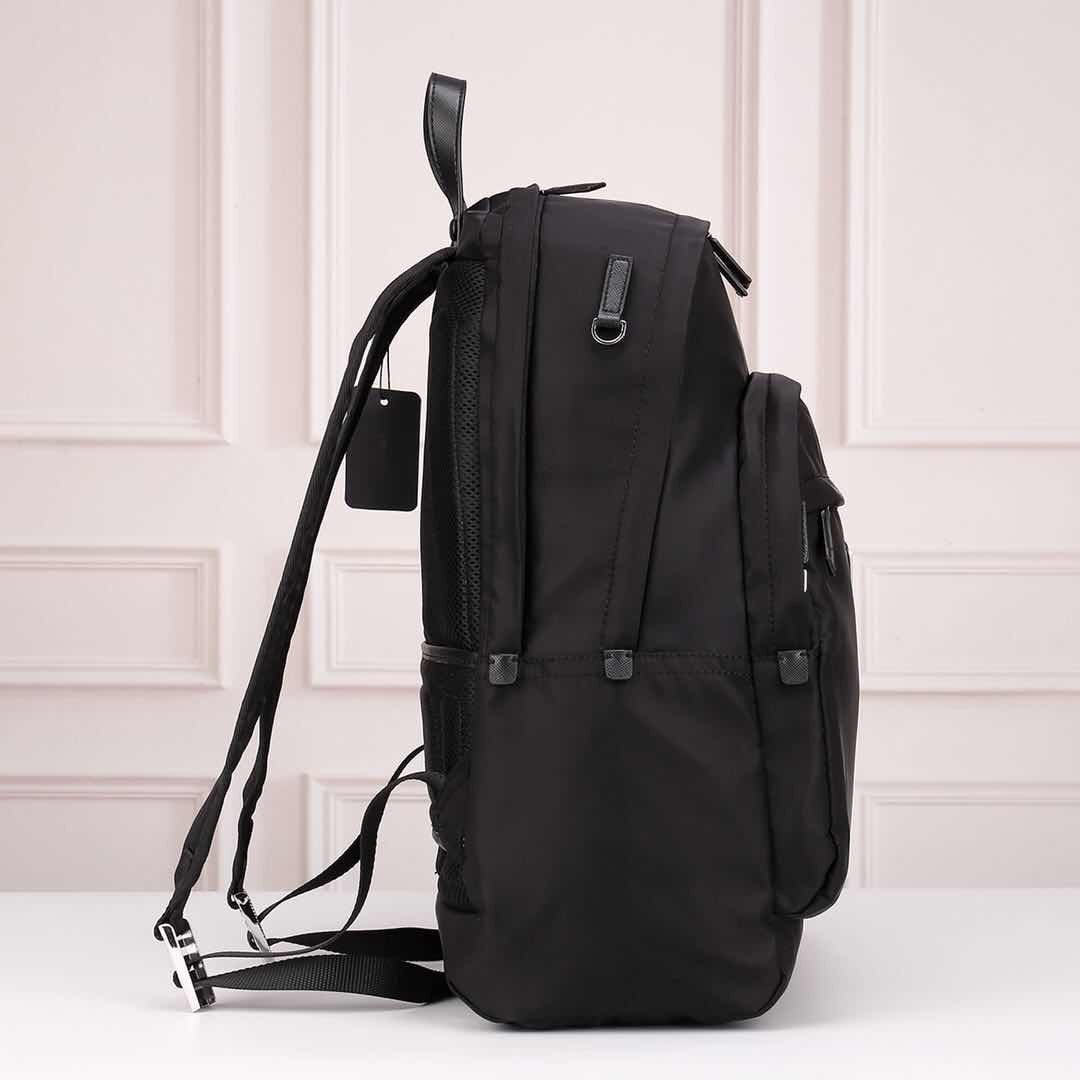 

Wholesale classic waterproof nylon large capacity backpack Oxford fashion retro men's notebook backpack fashion thin travel bag sports mount, Black