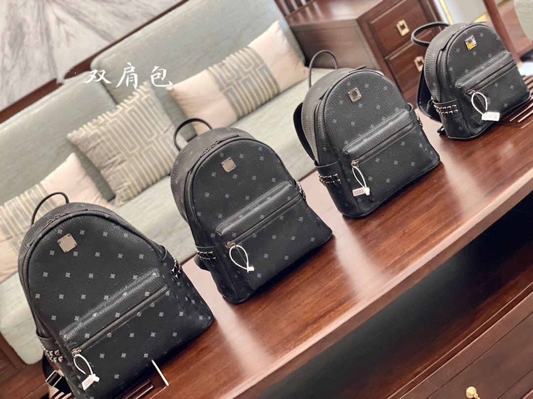 

High quality designer backpack classic backpack multiple sizes, Pink