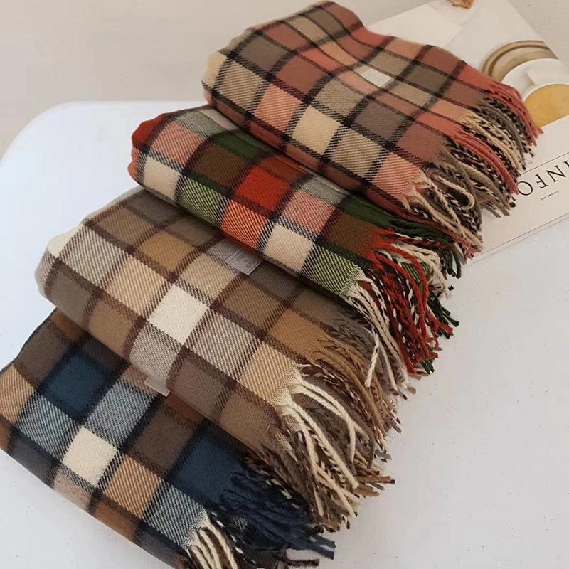 

2020Korean autumn and winter color matchingPlaid cashmere women's scarf thickened warm shawl fashion tassel student couple scarf