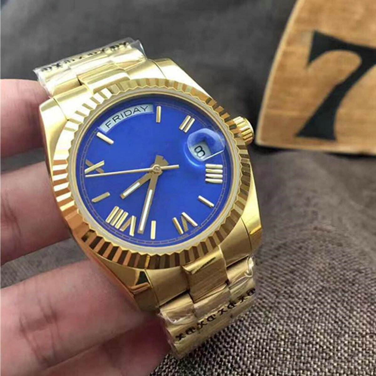 

FASHION 18 ct gold DAYDATE 36mm self-winding men Watches Automatic movement Silver dial bezel 2813 Original clasp Mens datejust wristwatches, Slivery;brown