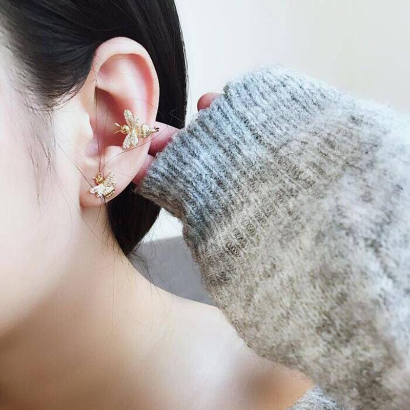 

2020 Top quality fashion gold color pave clear cubic zirconia bee clip on cute delicate pierced women girl high quality earrings