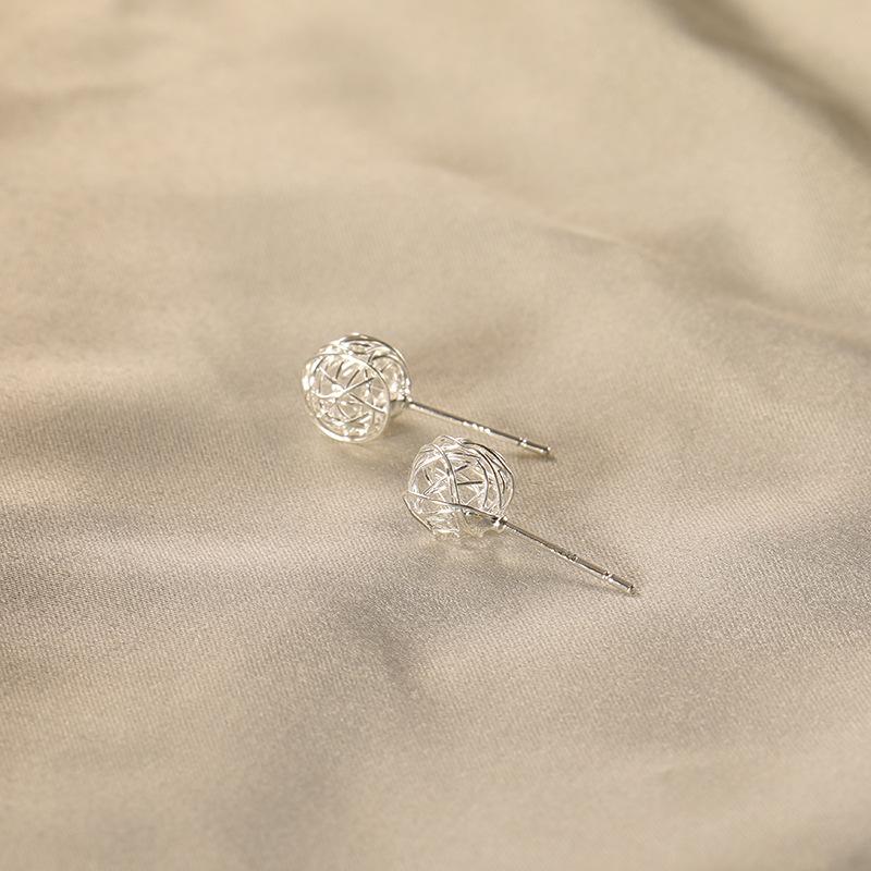 

Korean Style Hollow Round Silk Ball Earrings For Women S925 Silver Needle Simple Fresh Earrings Fashion Jewelry Wholesale 2020