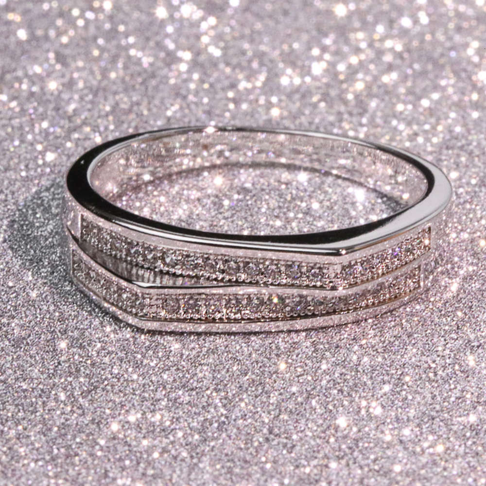 

Luxurys Designers Fashion Jz320 New Copper Plated Platinum double crown micro inlaid simulation diamond ring with elegant temperament