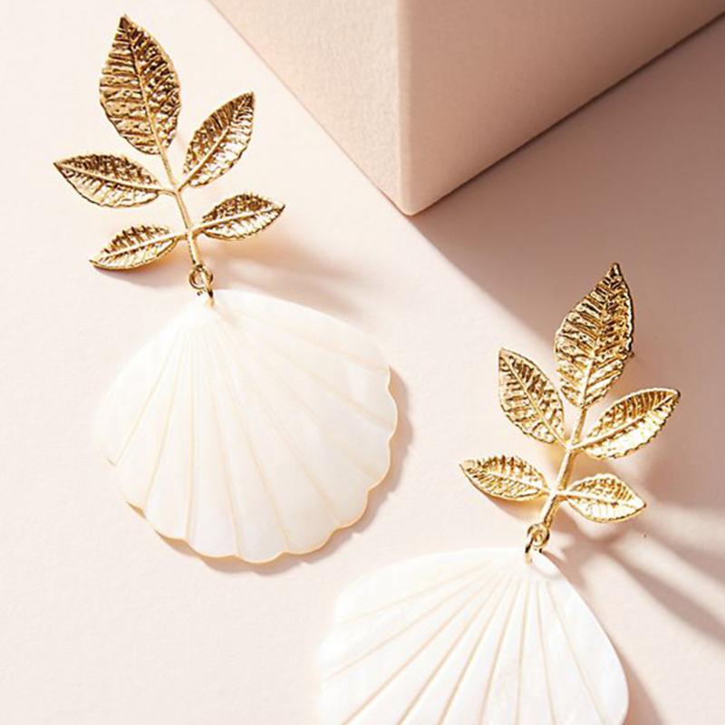 

VG 6YM 2021 New Fashion Gold Color Alloy Leaves Drop Earrings Natural Scallop Dangle Earrings For Women Party Jewelry Wholesale