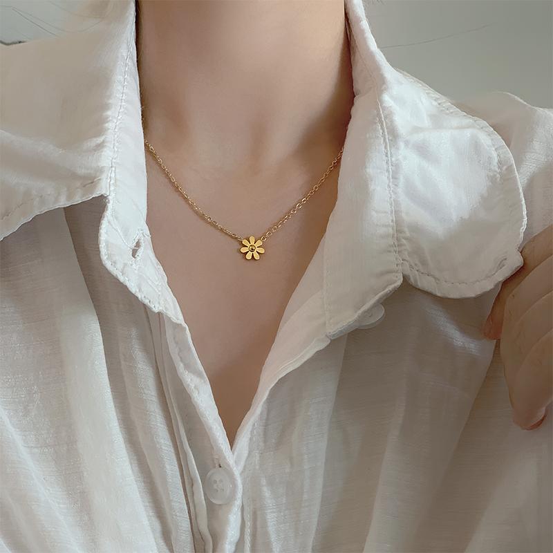 

ModaOne Sunflower Korean Aesthetic Clavicle Chain Golden Color Necklace For Women Girls Fashion Luxury Dainty Jewelry Gifts