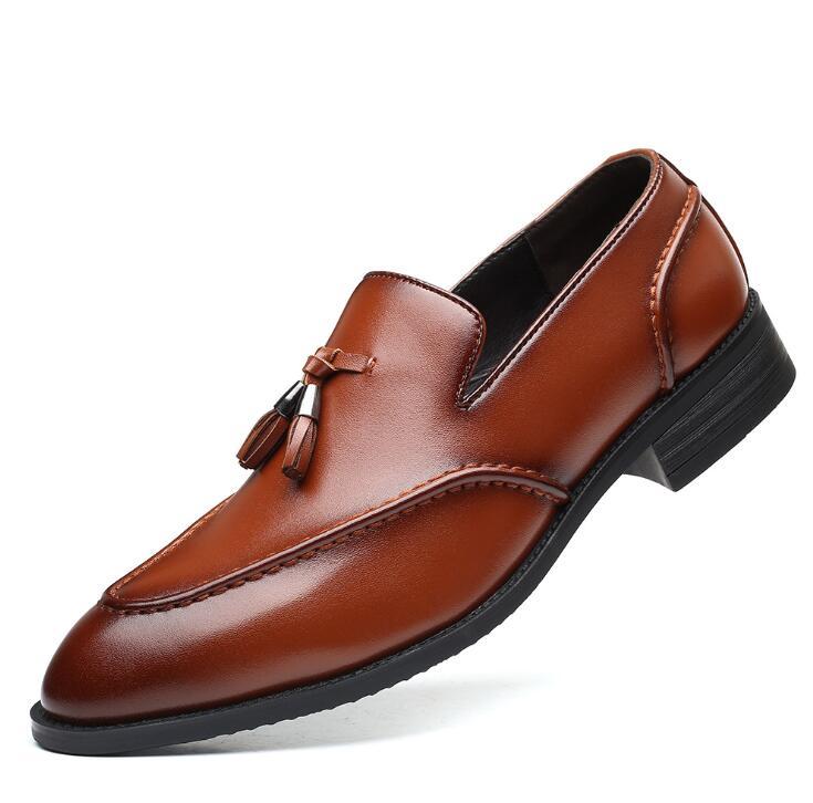 

2021 New Men's Pointed tassels Patchwork slip-on Dress Shoes loafers Mens Wedding Shoes Oxford Formal zapatillas hombre