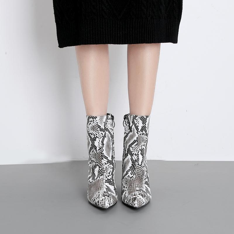 

2021 Women Winter Fashion Short Boots Female Luxury Design Snakeskin Booties Lady Sexy Pointed Toe Block High Heels Botas Shoes1, White