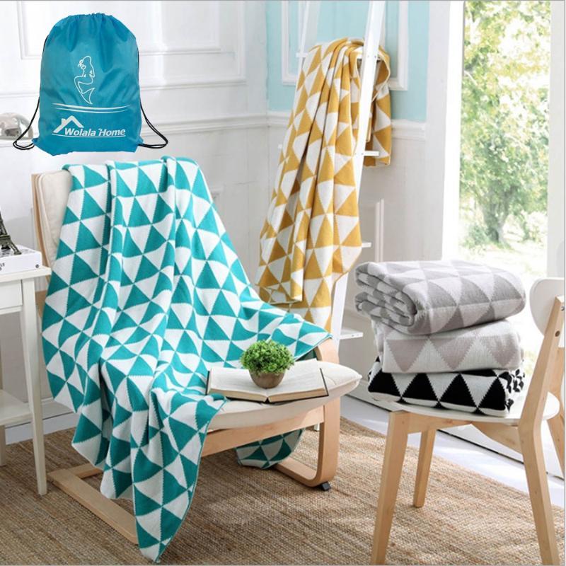 

Acrylic Fabric Soft Breathable Triangular Stitching Geometric Pattern Knitted Blanket Black/Gray/Green/Yellow Sofa Blanket1 Blankets