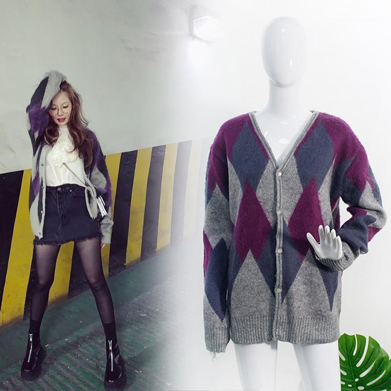 

kpop 4Minute Kim Hyun A same retro plaid long sleeves sweater women korean Spring new V-neck cardigan warm sweaters lady clothes1