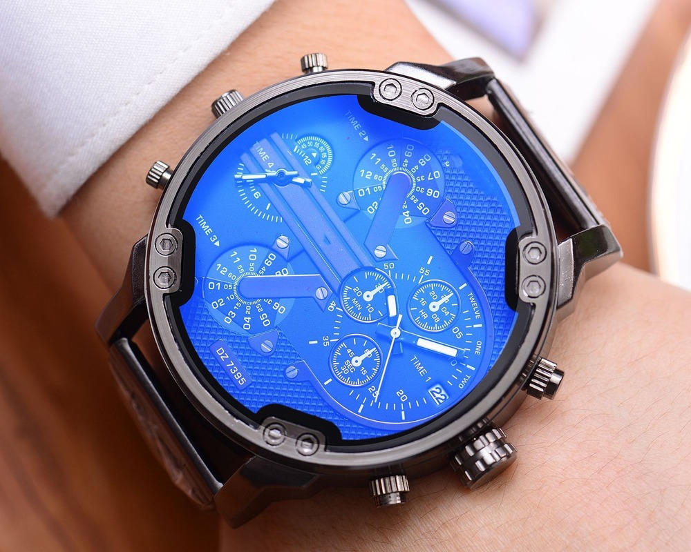 

New DZ spot men's watch 7395 personality large dial trend watch stainless steel with quartz watch, Color