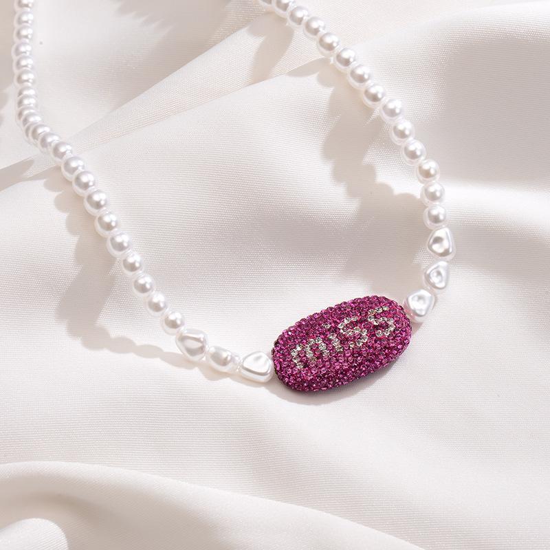 

Chokers Charm Miss Rhinestone Paved Soft Clay Necklace For Women Letters Pearl Beaded Choker Minimalist Jewelry1
