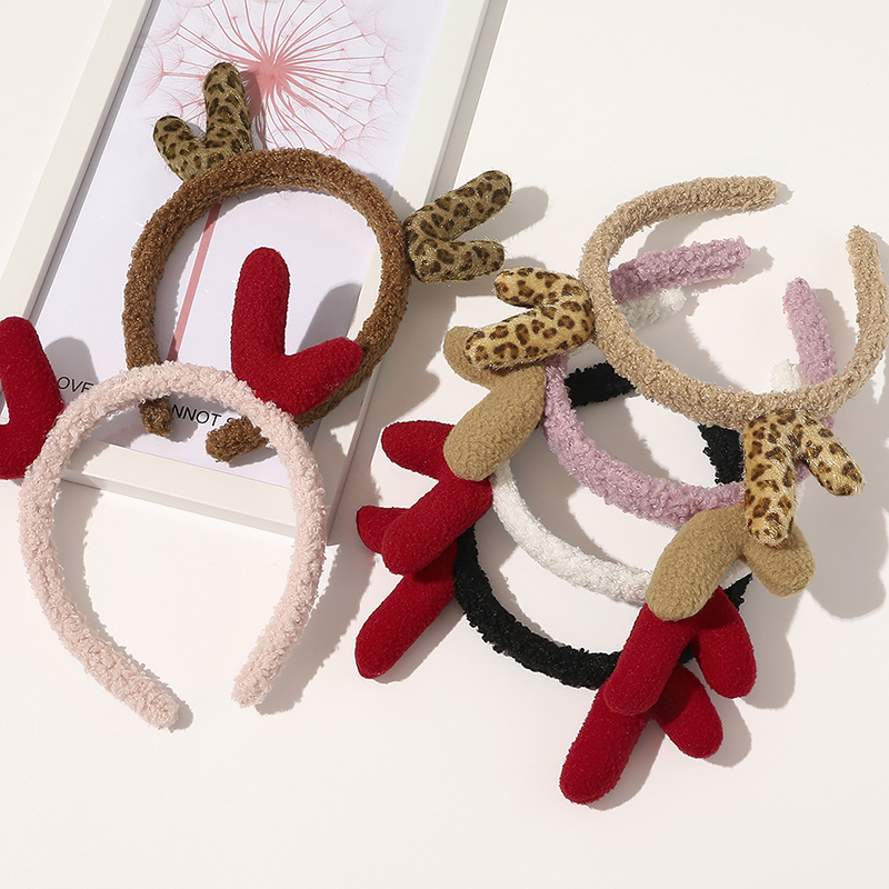 

Christmas Hair Bands Cute Plush Headbands Cartoon Elk Antler Headbands Cute Animals Headwear Hair Accessories Female