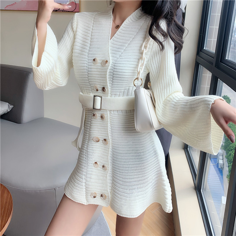 

2021 Autumn Dressed in a New Sleek Nightgown with Double-breasted Waistband Tightly Knit Korean Dress Fashion Enlargement Sleeves Short 39DK, Black