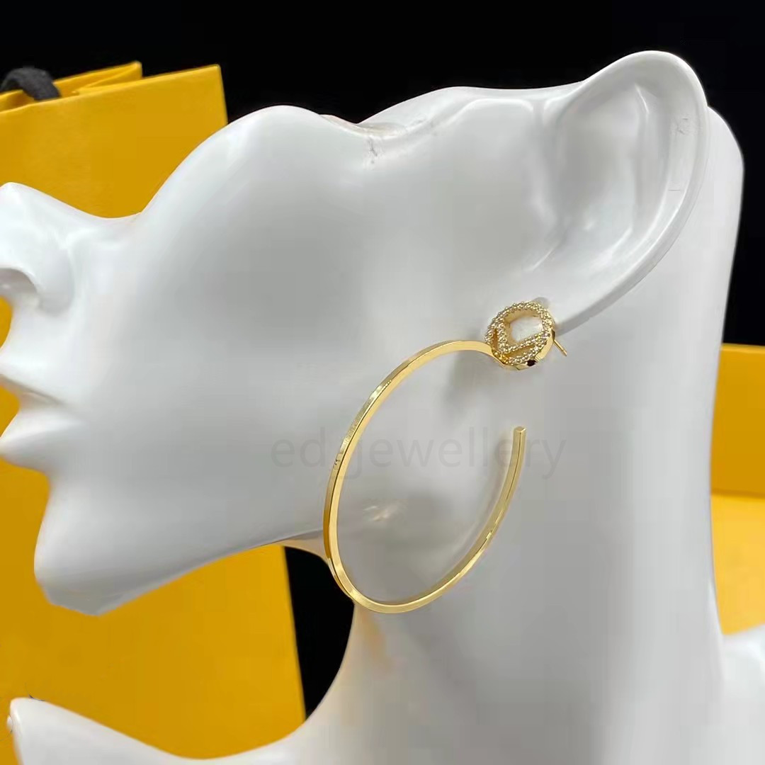 

2022 Brand jewelry designer C high quality gold hoop letter D Earrings women's party wedding couple gift 925 silver Alex ani