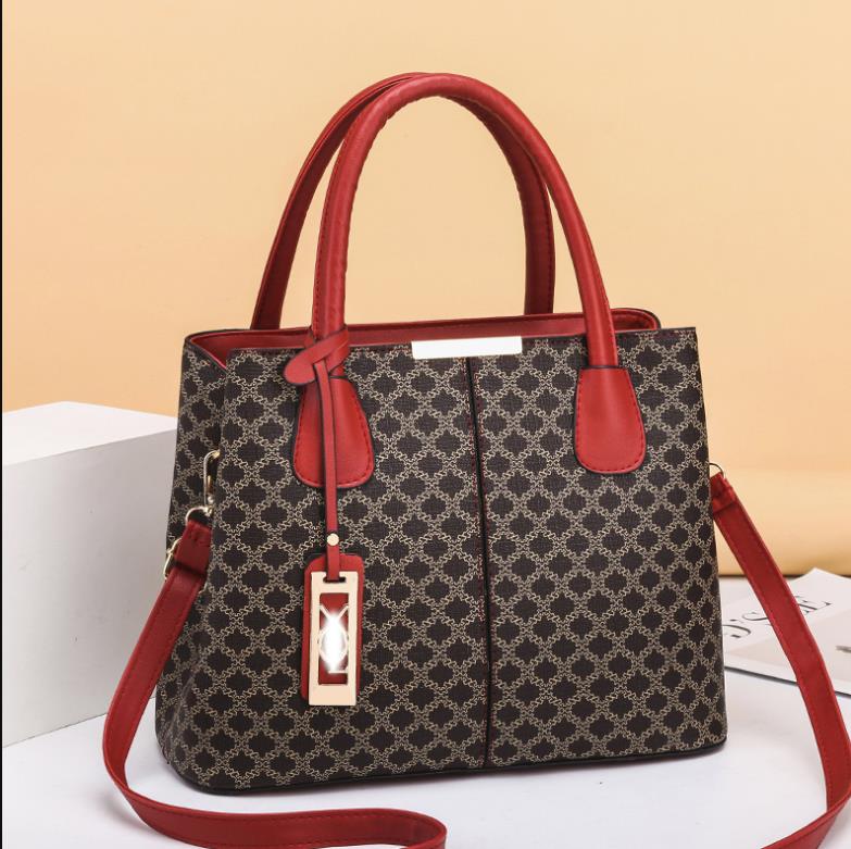 

Spring And Summer 2021 New European And American Diana Bag Ladies Fashion Casual All-Match Trend Shoulder Bag Handbag, Red