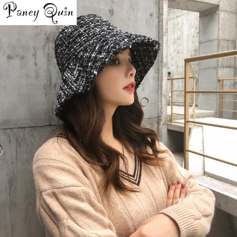 

new Latest grid basin caps hats Elegant women's winter hats beanie caps Female British Retro Autumn Winter Basin Cap bucket hat1, Black