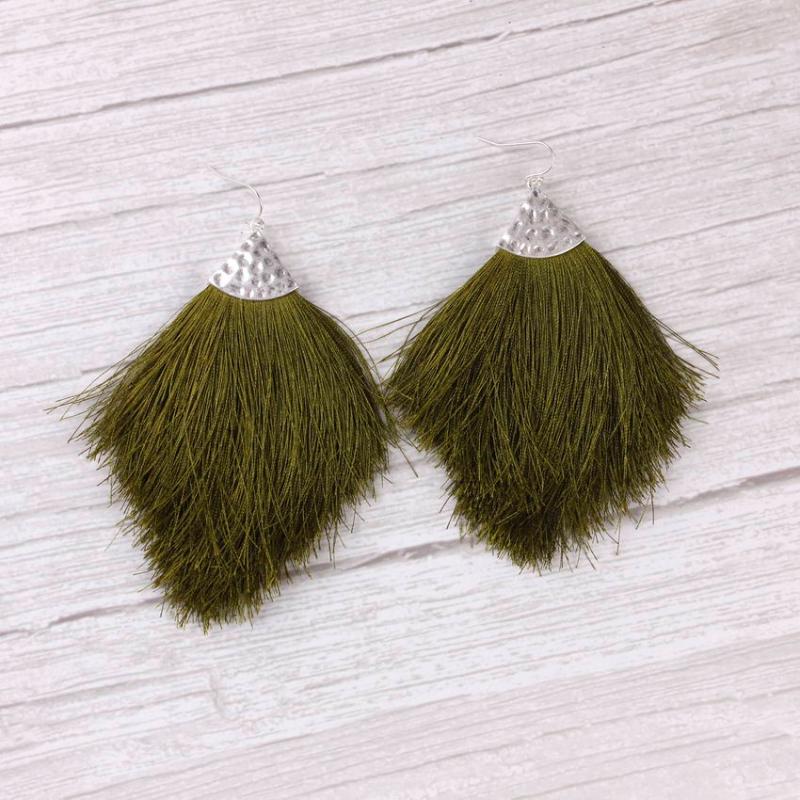 

ZWPON Boho Summer Style Splendor Large Tassel Fringe Earrings Women Long Tassel Earrings Statement Jewelry Wholesale
