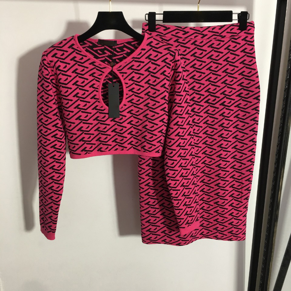 

2 piece dresses sets knitted hollow out shirt + womens sweater skirts high waist color matching hip wrap dresse summer high-end Collar Waist Drawstring Design dressws, Pink