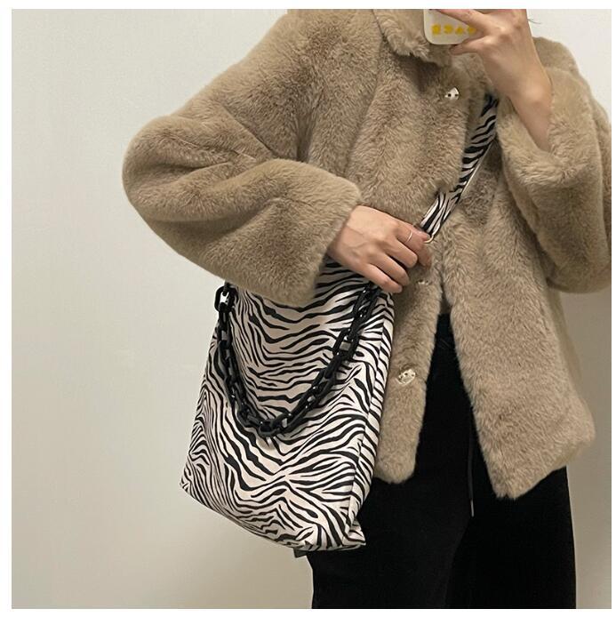 

Fashion women bag tote messenger girl bag cross body large underarm women vintage shoulder shopping casual yui888, As pic