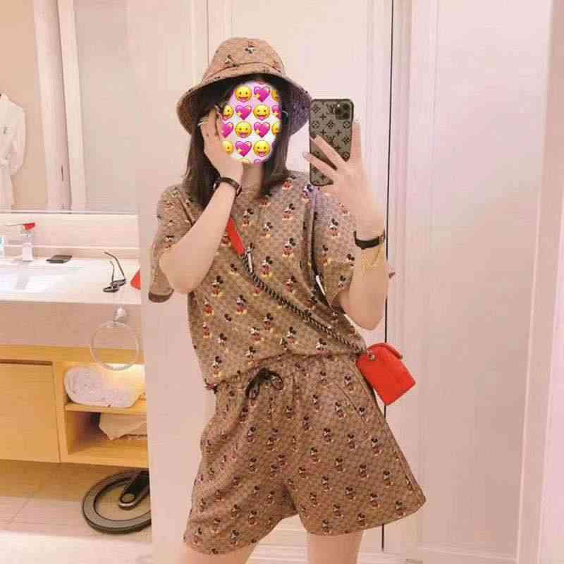

2022 Factory Wholesale New Model Summer leisure sports suit women's short sleeved shorts over print two-piece set fashion, Picture color
