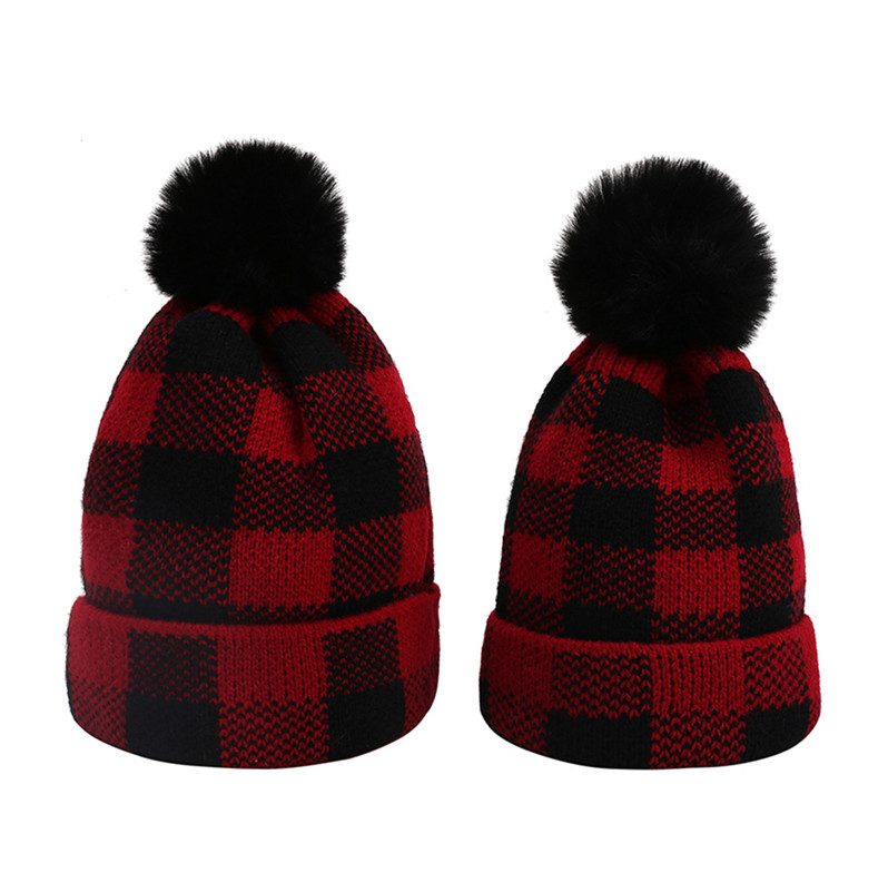 

Winter Grid Crochet Beanie Hat Warm Knitting Tuque with Big Fur Pom Ball Kids Baby Women Men Plaid Skull Caps Thick Ski Headwears E102002, Red