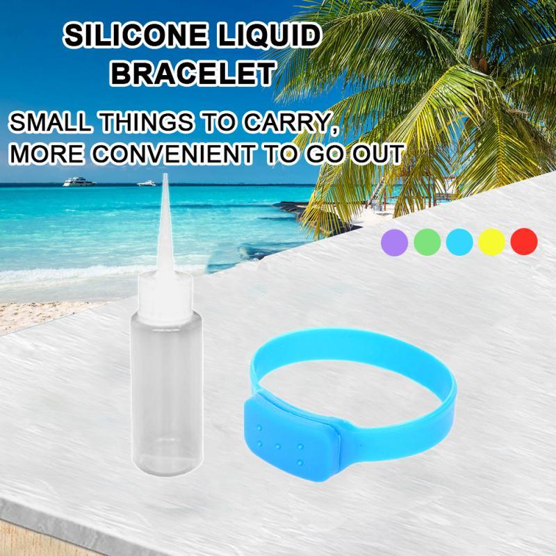 

Outdoor Portable Disinfectant Silicone Bracelet Wristband Squeeze Hand Sanitizer Bracelet 10ml Liquid Refilling Bottle 5 Colors