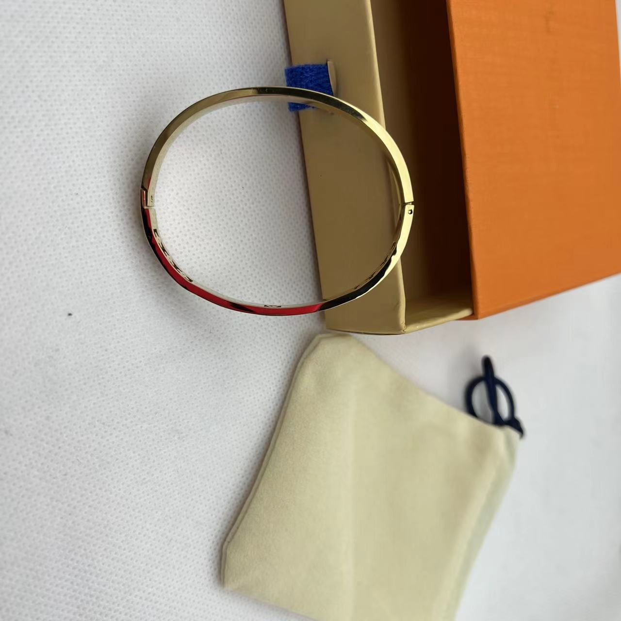 

Arrival Leather Bangle Love Bracelet Woven Antique mens Charm Bracelets Pulseira Masculina Magnet Man bangles fashion Jewelry
