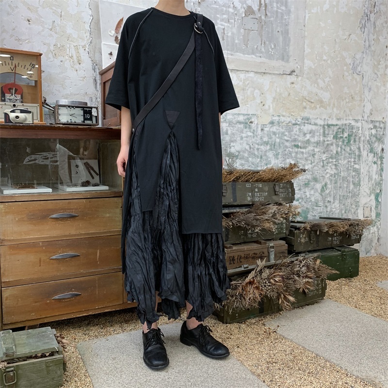 

2021 New of Men Black Homemade Women Irregularly Designed T-shirts with Long Sweaters. S4XR