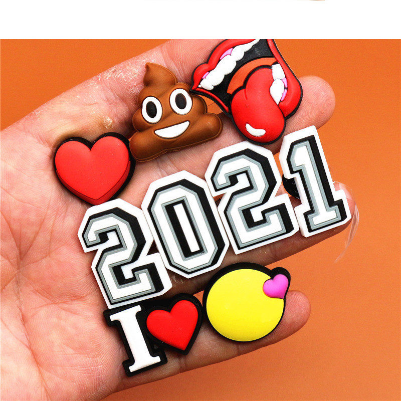 

2021 Original PVC Shoe Buckle Accessories Funny Digital Heart Shaped Feces Shoes Decoration Charms Bracelets Kids Gifts