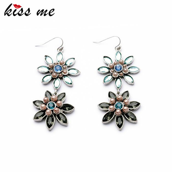 

KISS ME 2021 Statement Fashion Women Jewelry Elegant Antique Resin Flowers Stud Earrings For Girls