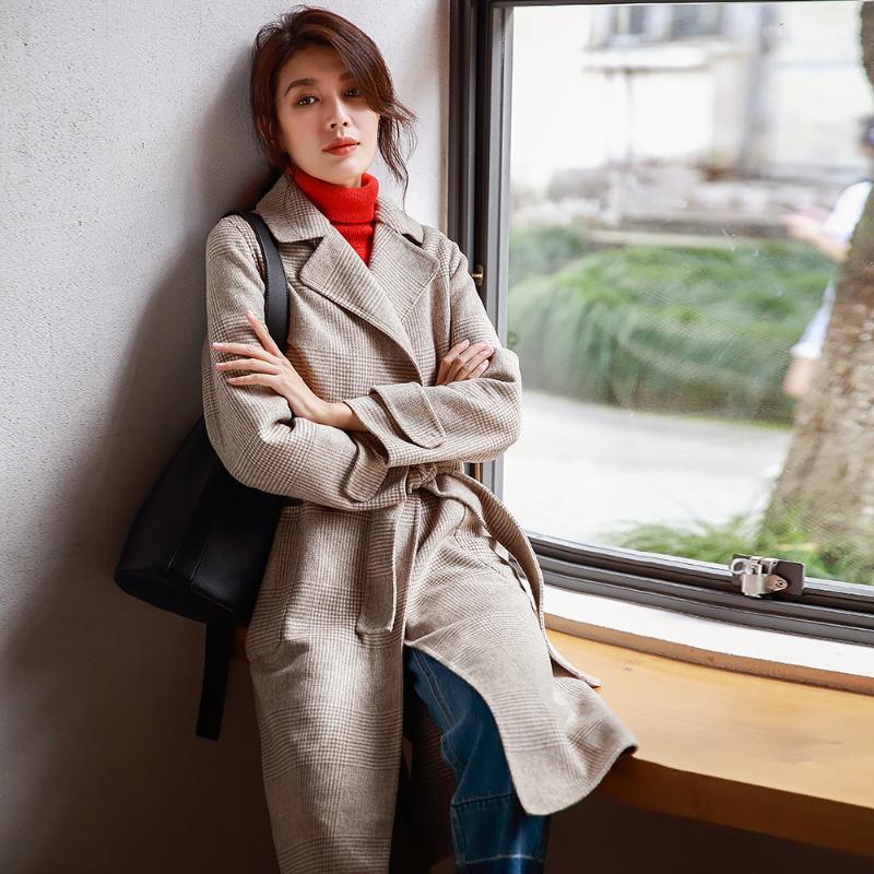 

2020 Collection elegant long double faced plaid wool coat women, Light plaid