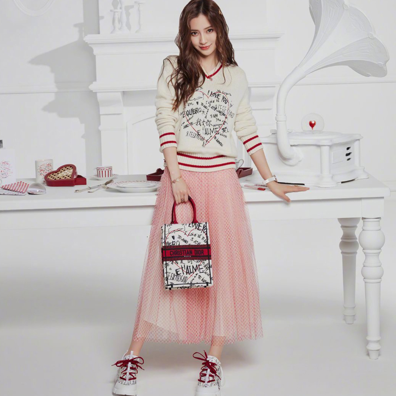 

2021 New Fall Sexy Striped Elastic Style with V-neck Neck Long Sleeve Sweater Tulle Polka Dot Female Half Skirt Two High Quality Pieces 4t36, Pink.