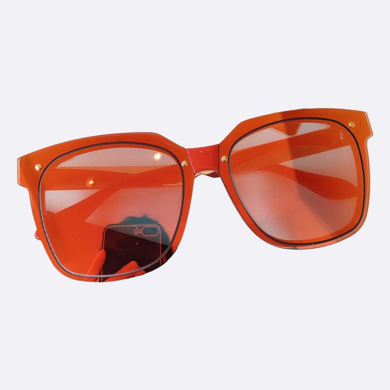 

Sunglasses Fashion Woman Vintage Retro Sun Glasses Square Pilot Luxury Designer Colorful Mirror Travel Shopping Eyeglasses UV400