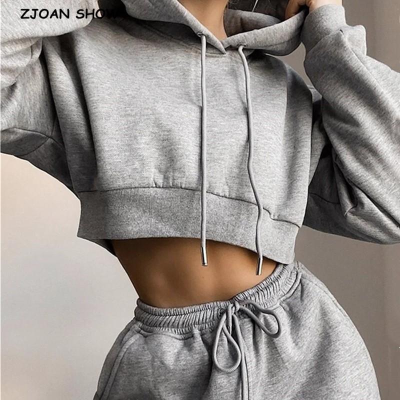 black crop top hoodie outfit