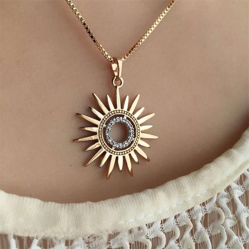 

1Pcs Women Necklaces Simple Golden Sun Flower Crystal Pendant Necklace Fashion Party Charm Clavicle Chain Jewelry Gift