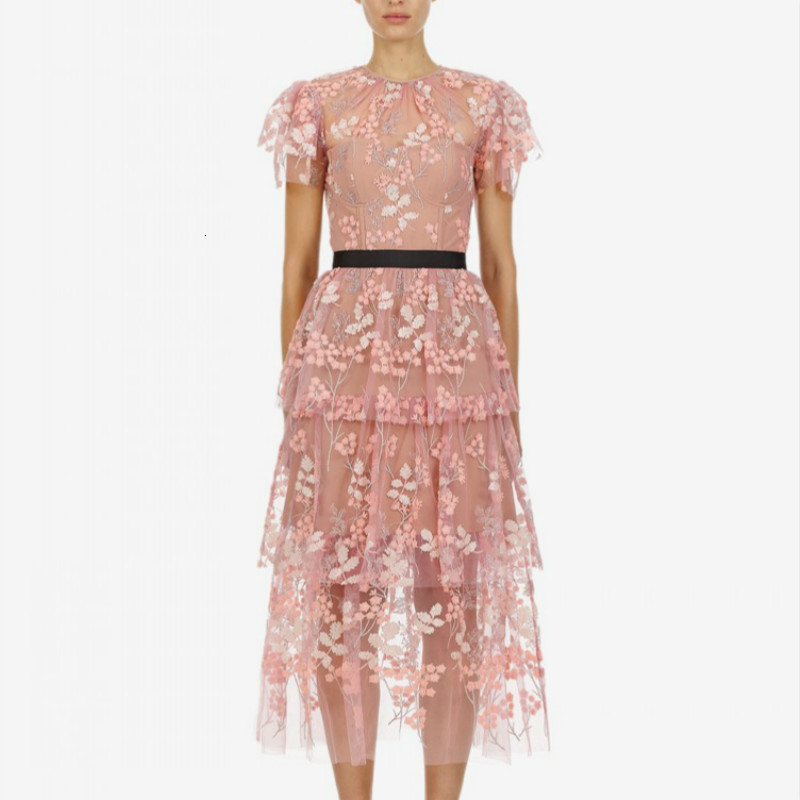 

2021 Will See Self Portrait Maxi Long Luxury Floral Embroidery Sweet Ladies Up in Designer Holiday Dressed As Party Dress J7o7, Pink.