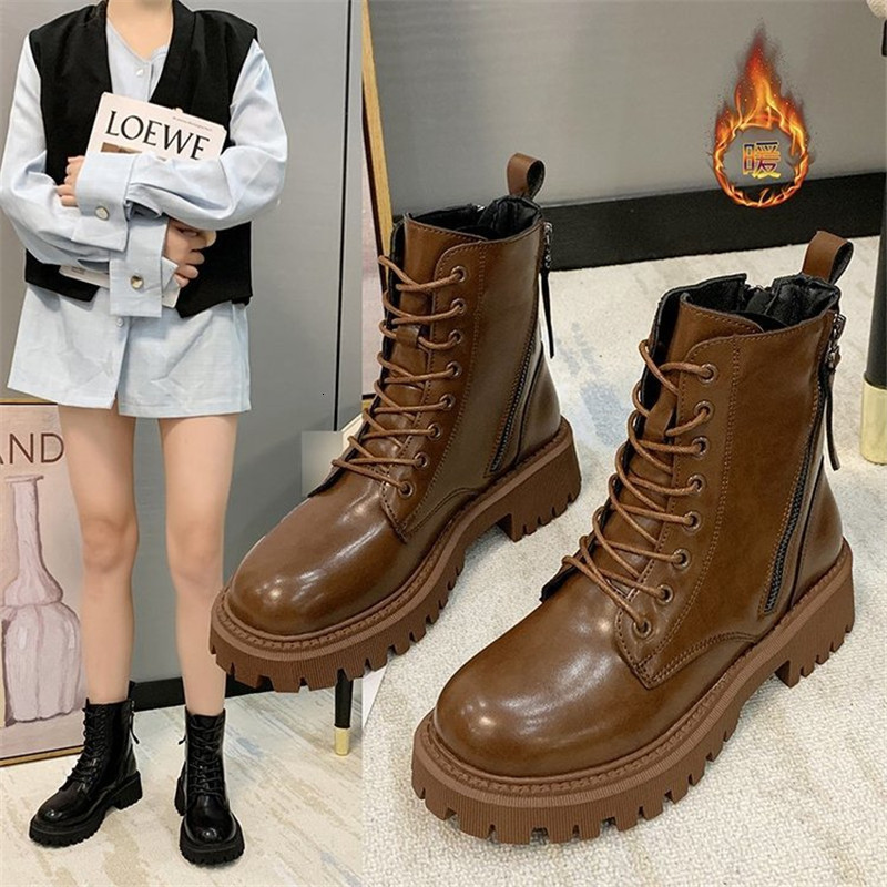 

2021 New Black Female Fashion Ankle-up Classic Punk Winter Shoes Ladies Two Inches Square Jump Boots K8FM
