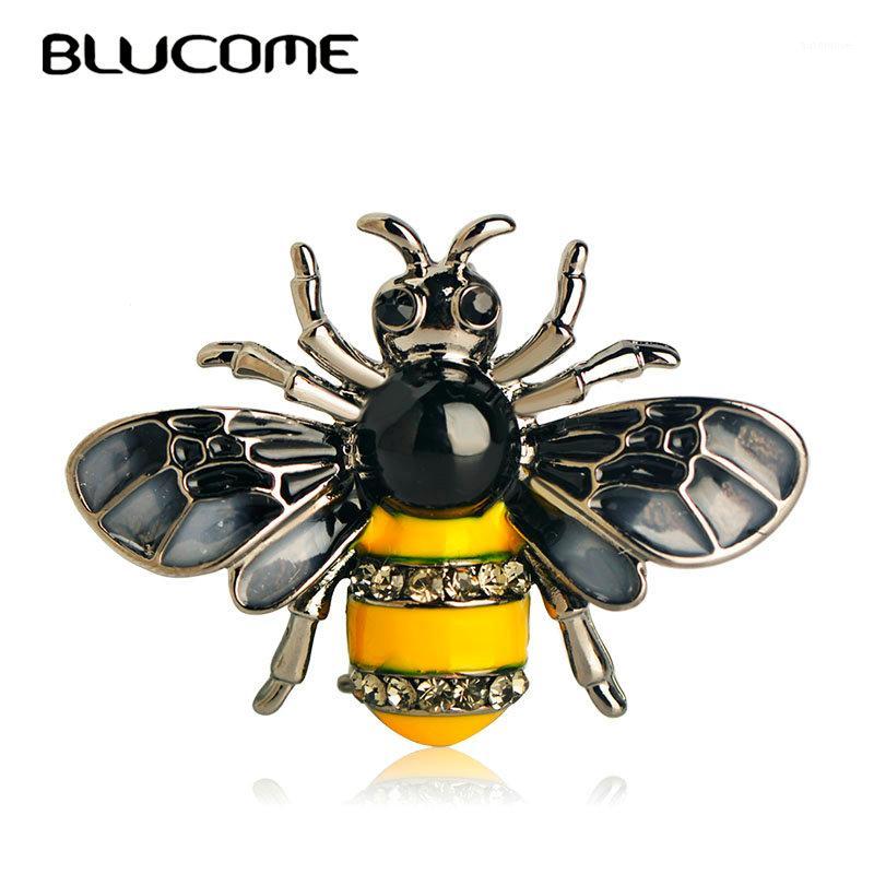 

Blucome Fashion Small Animals Bees Shape Brooch Pin Crystal Enamel Jewelry Women Kids Banquet Party Shirts Collars Corsage Gifts1