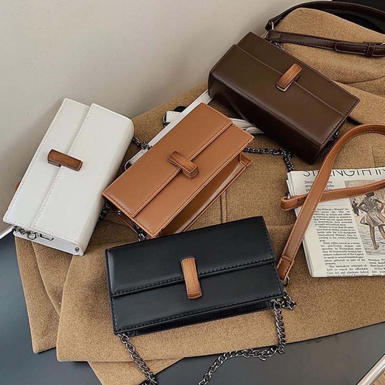 

Luxury texture 2021 spring new Korean fashion stone pattern female bag chain messenger simple mini personality small square bag, Black