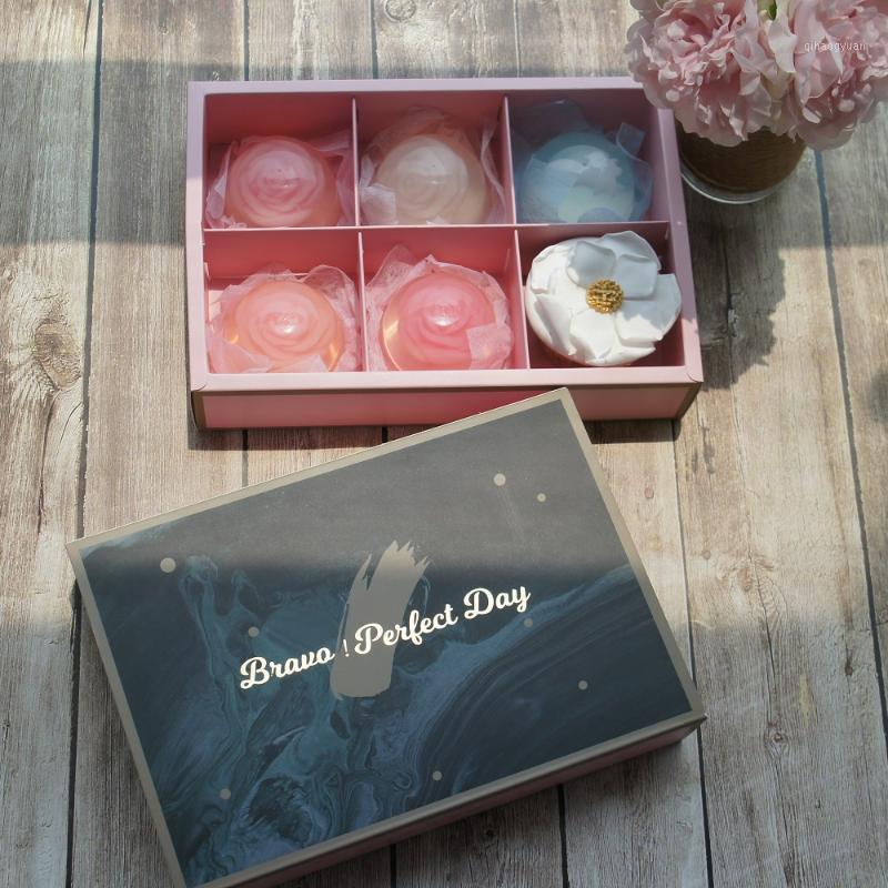 

24.5*17*5cm 5pcs oil painting gold Paper Box As Macaron Chocolate Cookie New Year Holiday Birthday Party Gifts Packaging1