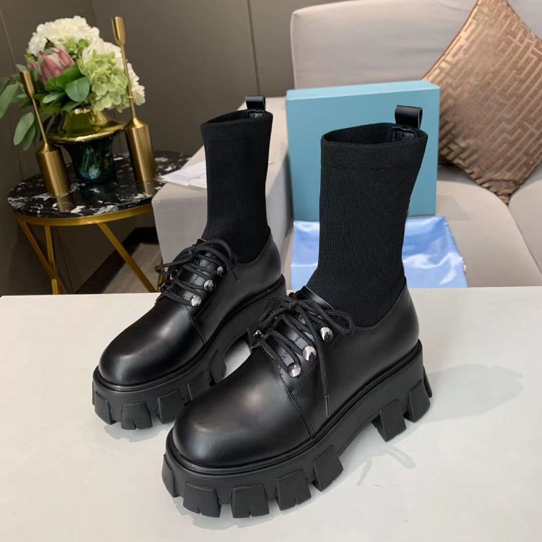 

2020 autumn winter Martin boots Designer women Shoes Letter Suede High heeled boots metal Fashion Ladies short boots Large size 35-41, Black