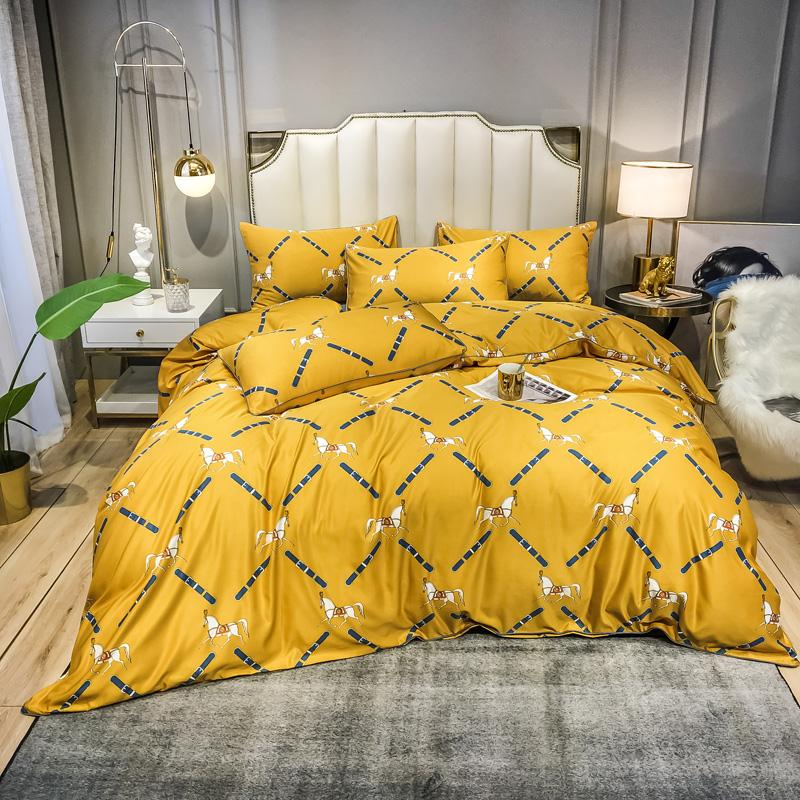 

2021 Glossy Satin Printed Fashion Bedding Set Smooth Lustrous Duvet Cover Set Bed Sheet King Size Pillowcases 4pcs Queen, Ksld12