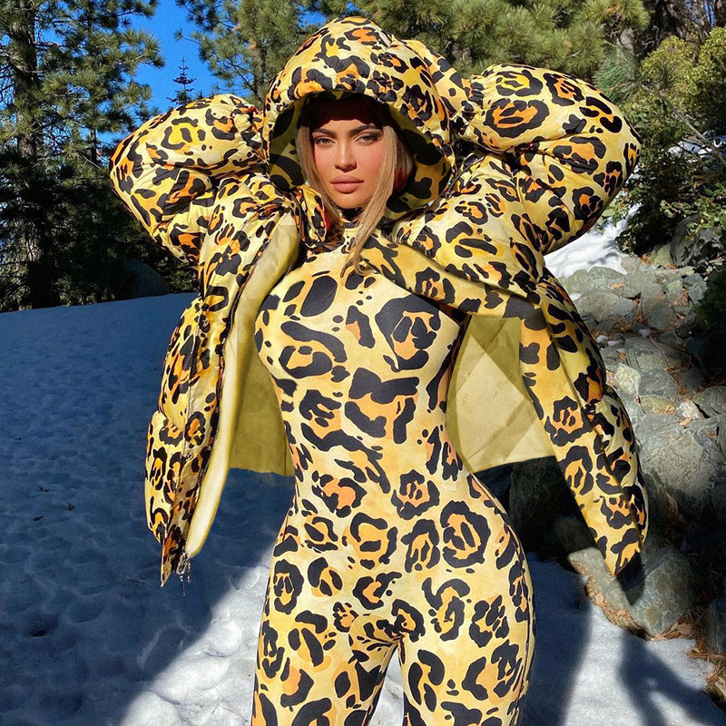 

2021 The New New Winter Fashion Long Jacket and Woman' Coat M0j0, Multi