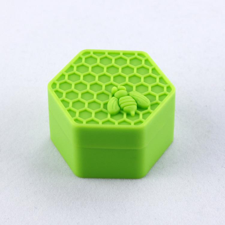 

Smoking Accessories 26ML Nonstick Honeybee wax containers hexagon silicone container food grade jars dab tool storage jar oil holder for vaporiz