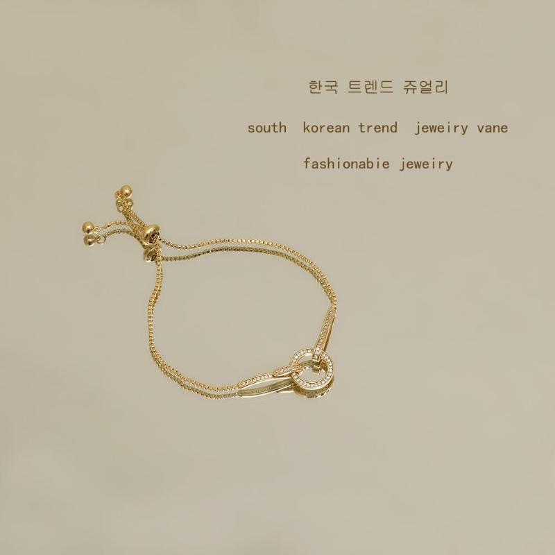 

2020the New Fashion Light Luxury Jewelry Temperament Bracelet Delicacy Micro Inlay Smiling Face Bracelet Adjustable