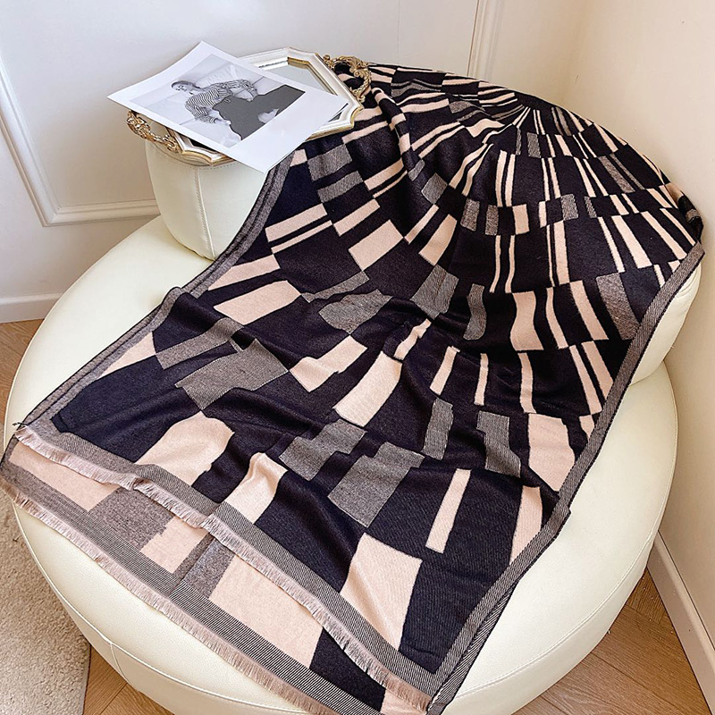 

Designer Women Jacquard Weave Cashmere Scarf Paris Brand Her Printed Long Neck Winter Wool Scarfs Woolen Scarves Lady Warm Cotton Luxury Shawl Wraps Foulard