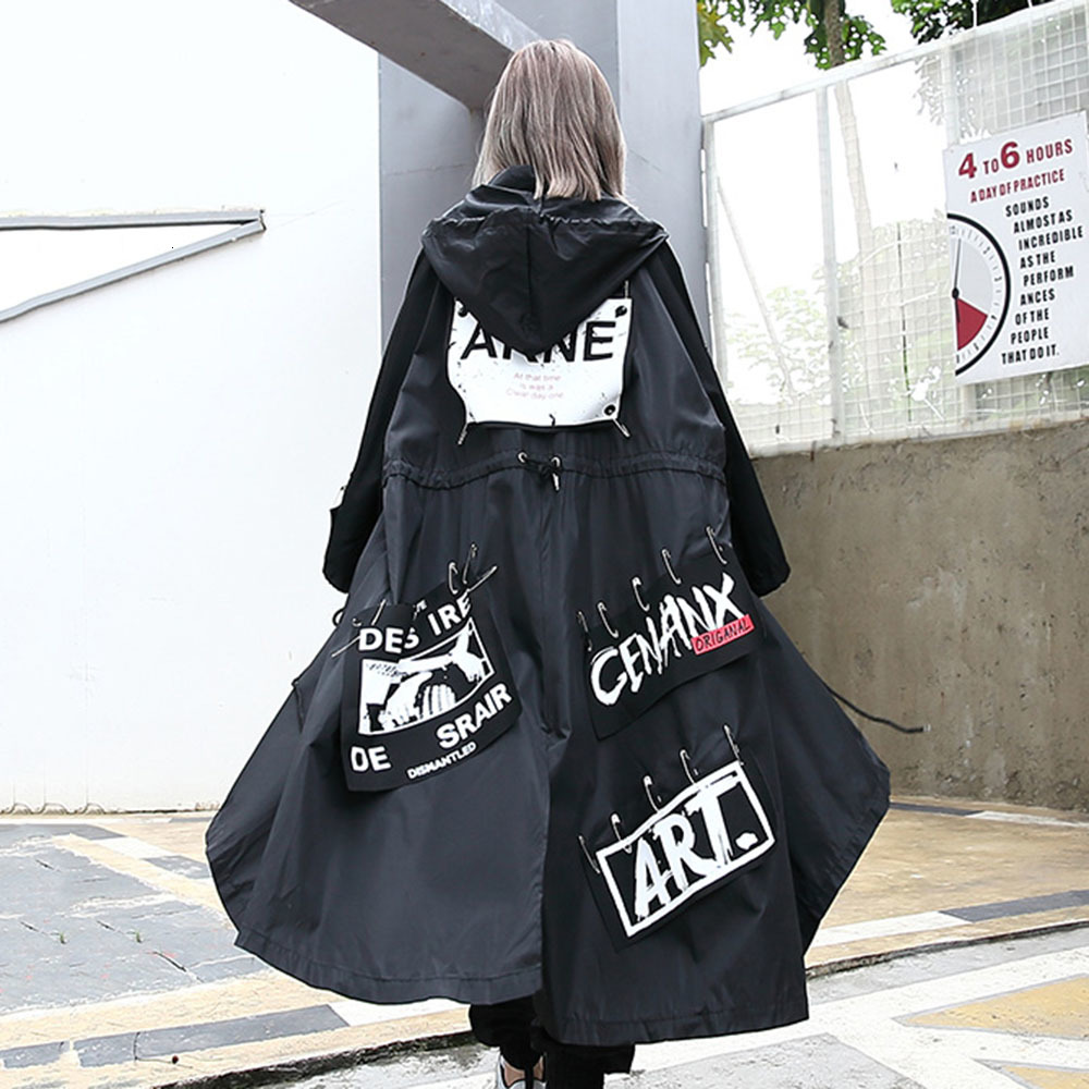 

2021 New Korean Punk Long Loose Black Trench Coat Women Gothic Batwing Sleeve Overcoat Autumn Winter Streetwear Oversize Outwear HRFN
