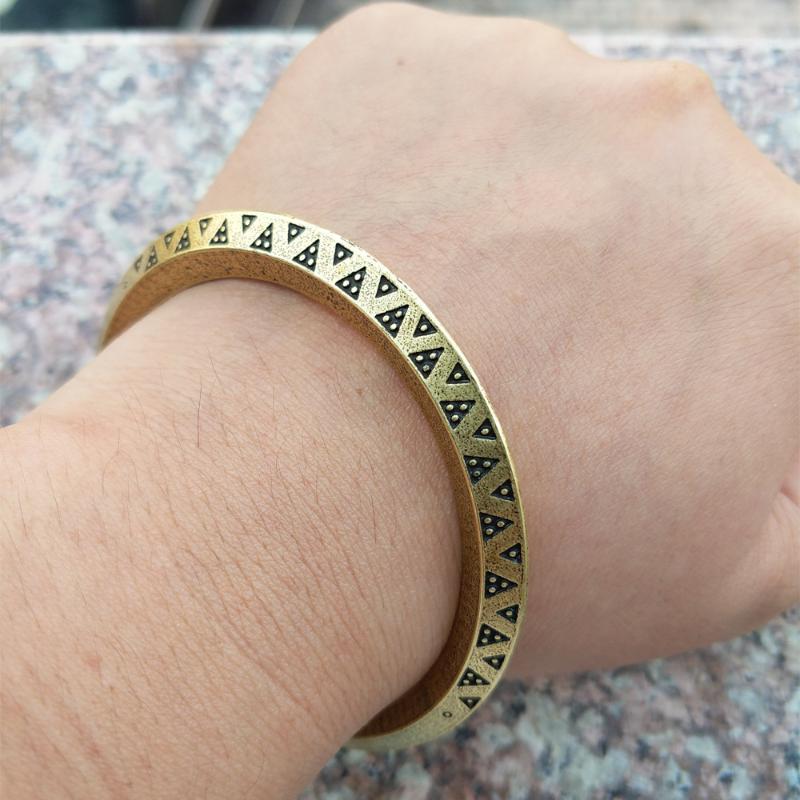 

LANGHONG 10pcs Viking Money Bracelet Viking Pagan Norse Bracelet1