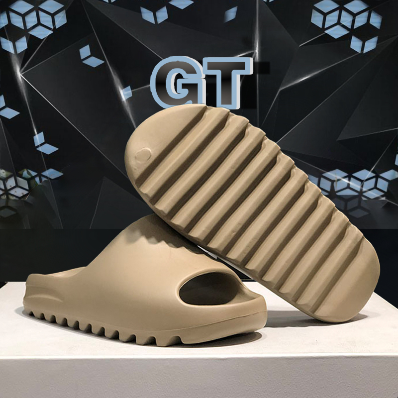 

Hot Kanye West Sandals Shoes Foam Funner Triple Black White Red Slide Bone Resin Desert Sand Earth Brown Men Women Slippers GT Sneakers